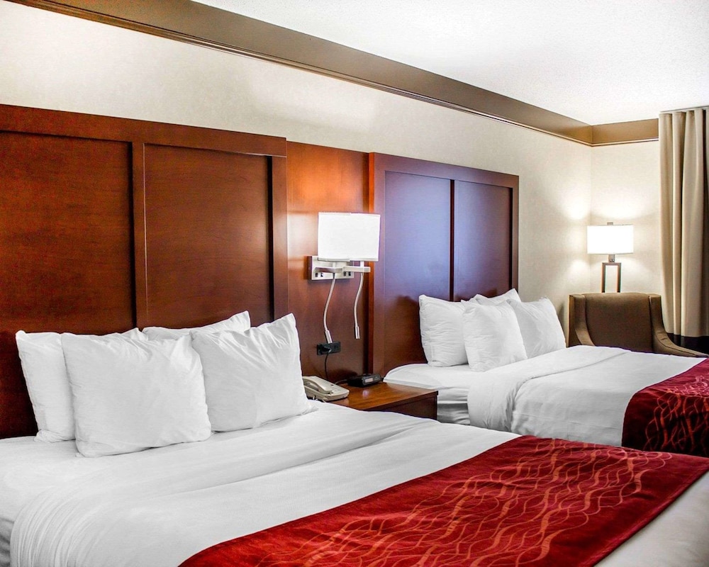 Comfort Inn Mount Vernon Downtown 8/28