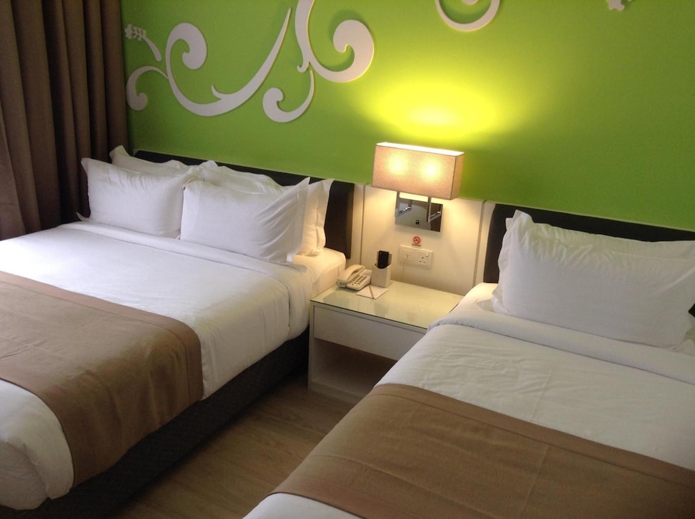 Kings Green Hotel 21/65