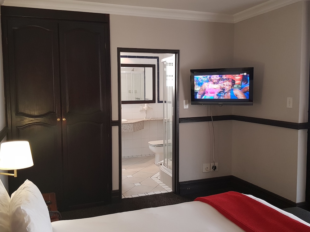 Court Classique Suite Hotel 49/50