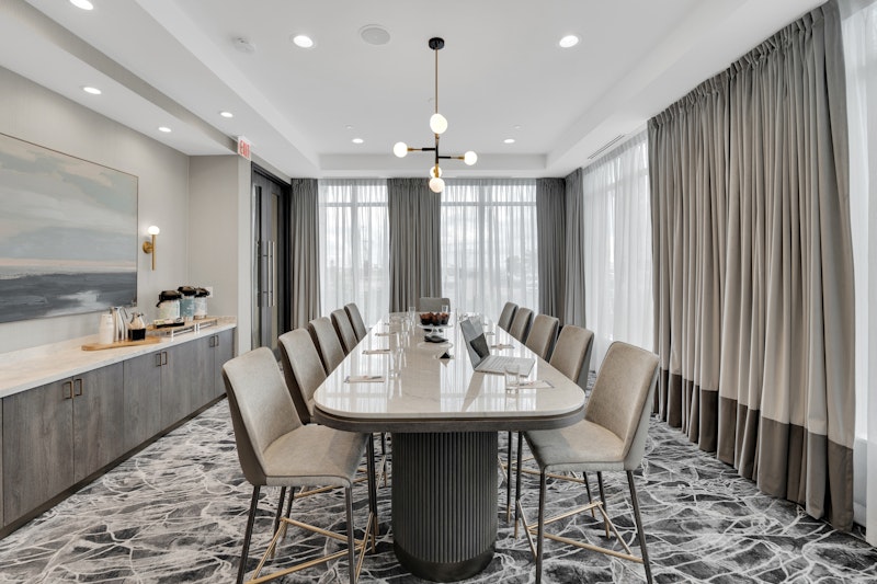 Hilton Garden Inn Brampton 51/55