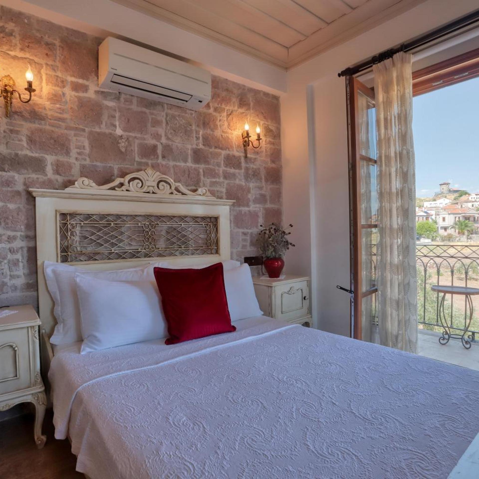 Deluxe, Double Bed