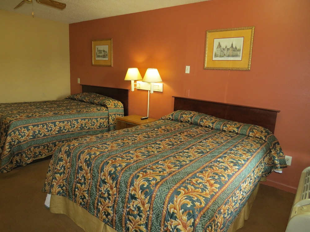 First Western Inn Caseyville 13/48