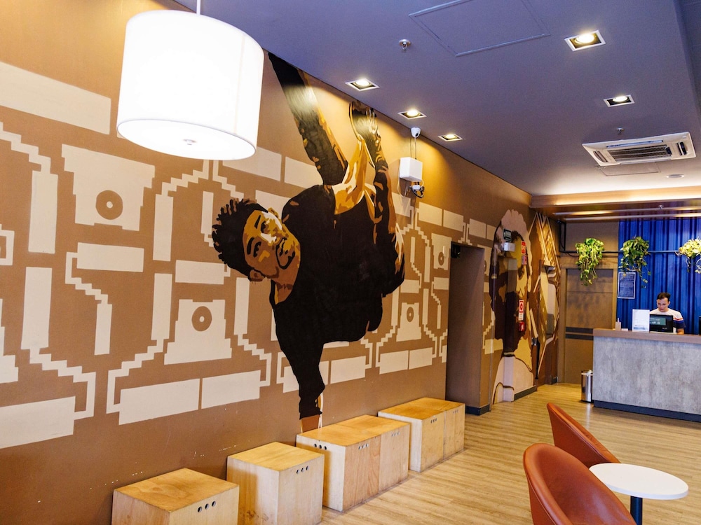 Ibis Budget Belo Horizonte Minascentro 10/74