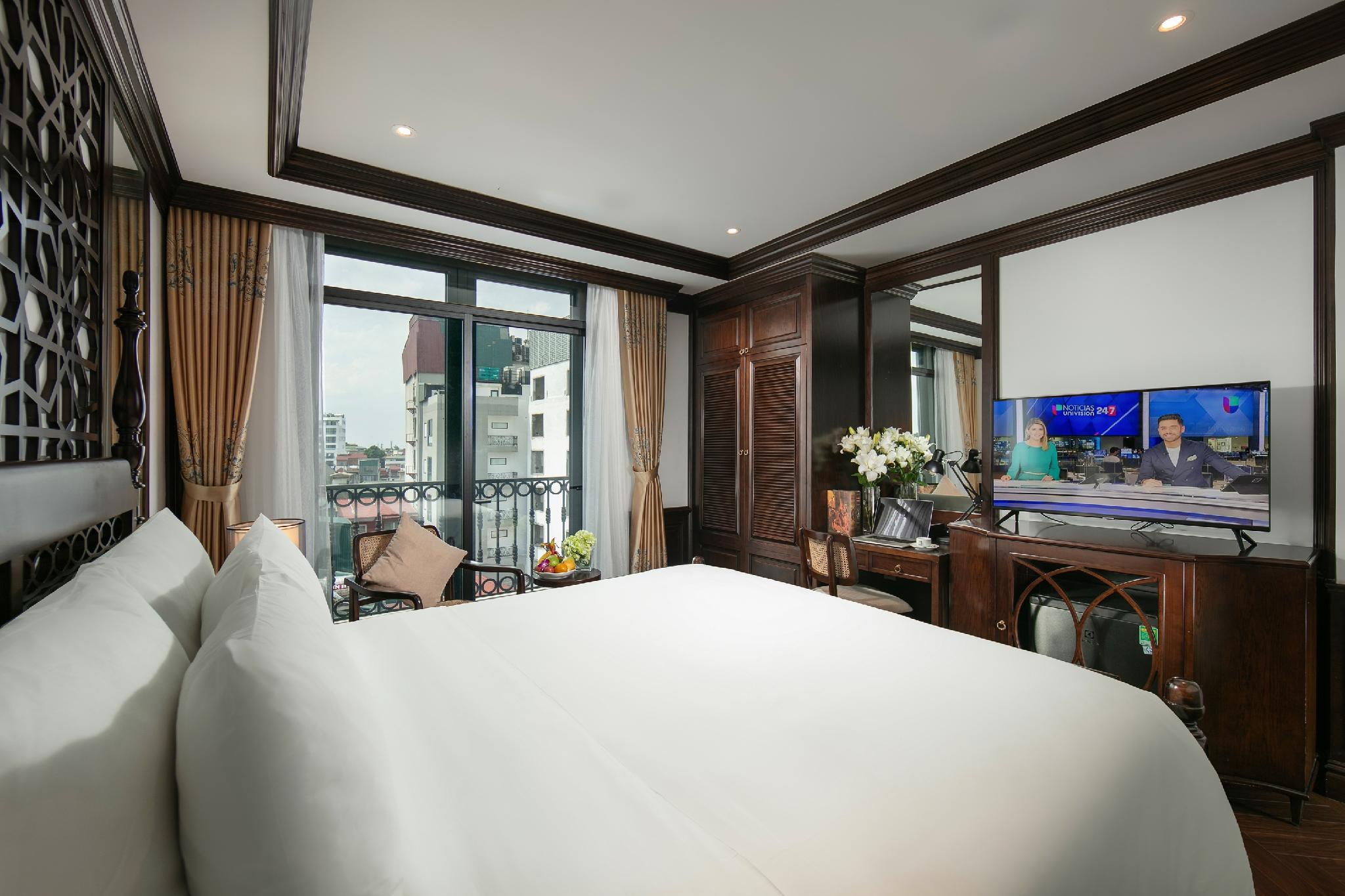 Senior, Double Bed, French Balcony