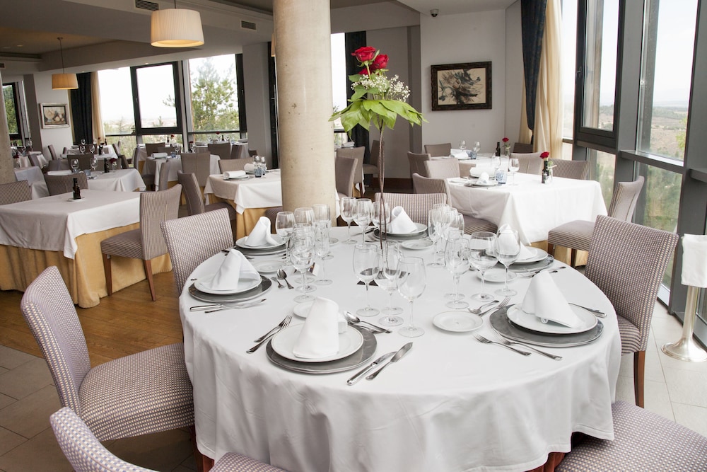 Parador De Soria 48/72