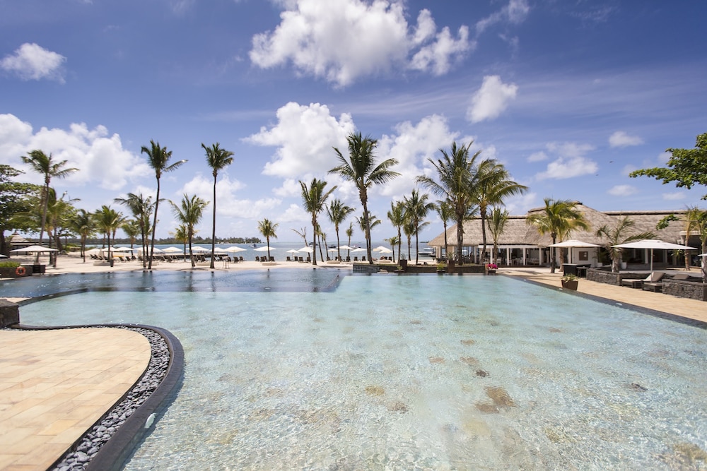 The Bay Club at Anahita 40/44