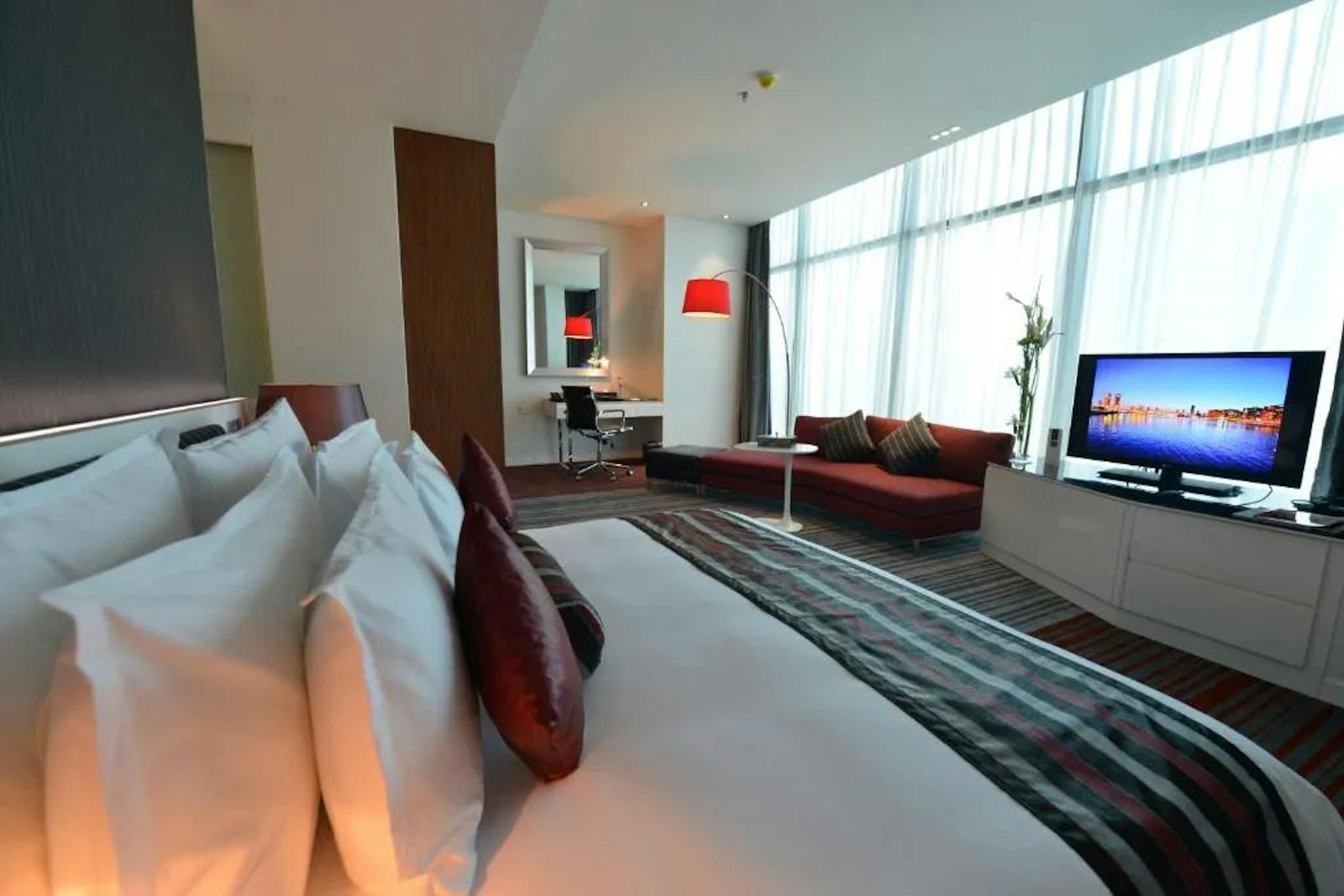 Ramee Grand Hotel And Spa 10/50