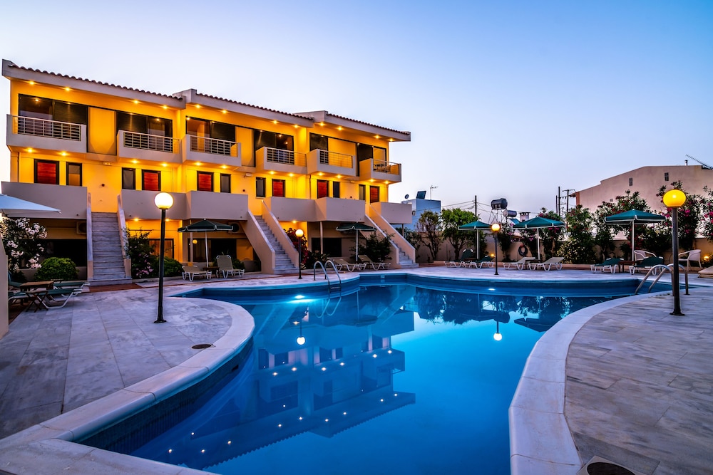 Orestis Hotel 7/56