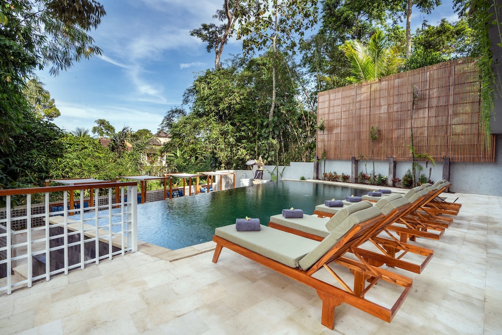 Dinara Ubud 31/51