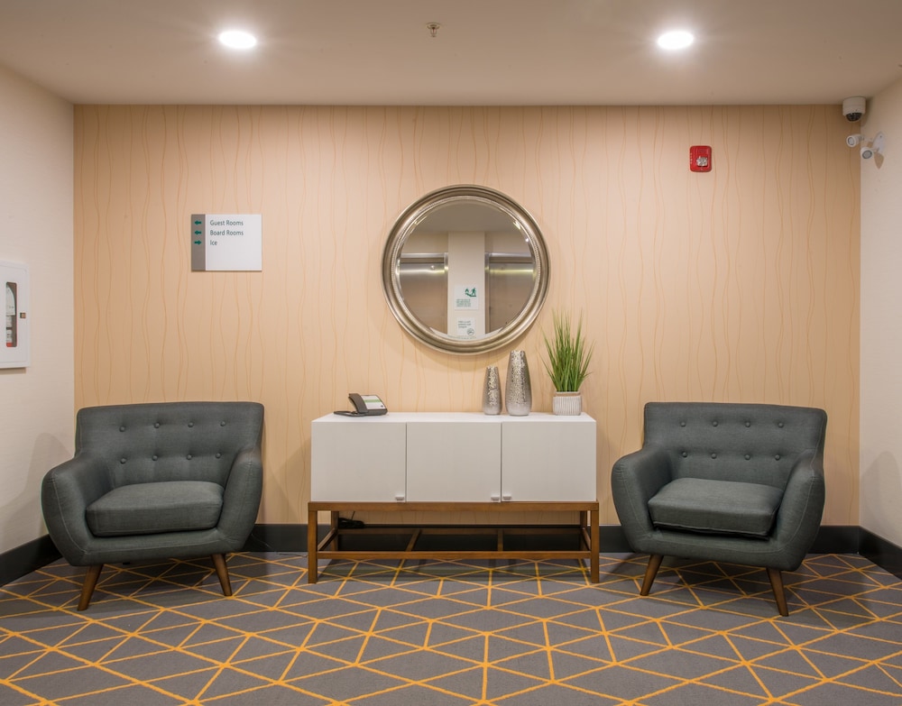 Holiday Inn Edmonton S Ellerslie Rd 9/48