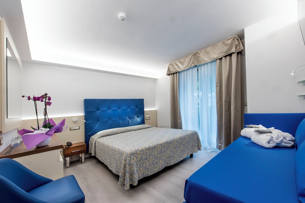 HOTEL MERIDIANUS 18/50
