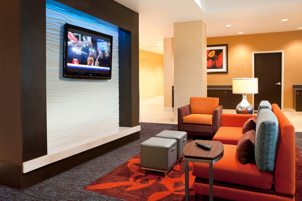 Residence Inn Las Vegas Hughes Center 28/48