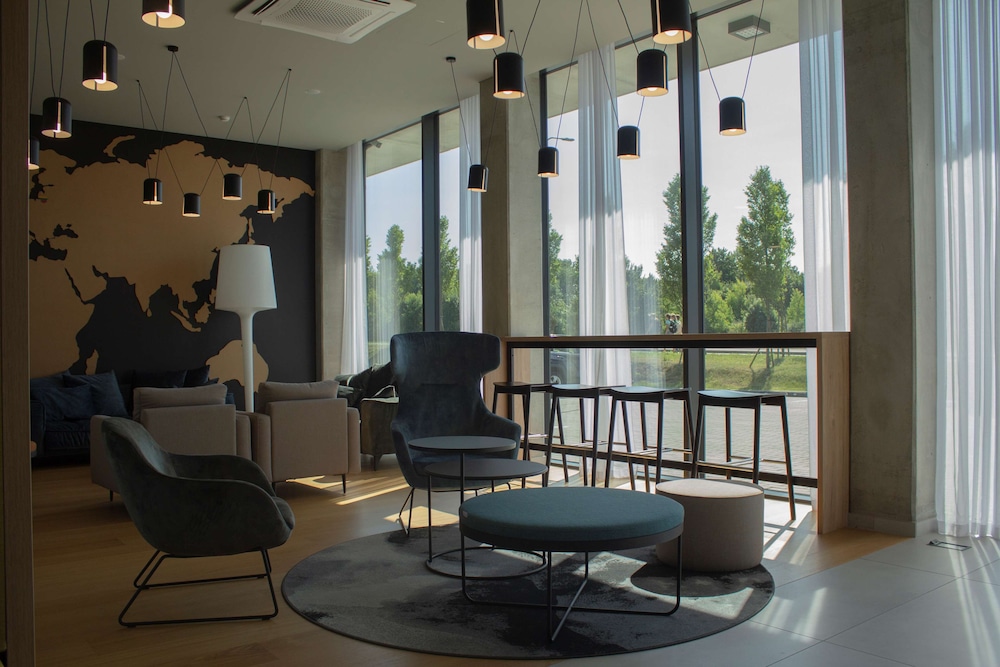 Park Inn by Radisson Vilnius Airport Hotel & Conference Centre 46/72