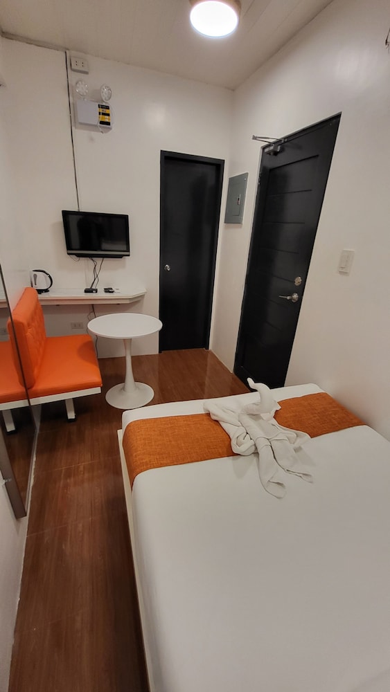1 BEDROOM, CLASSIC