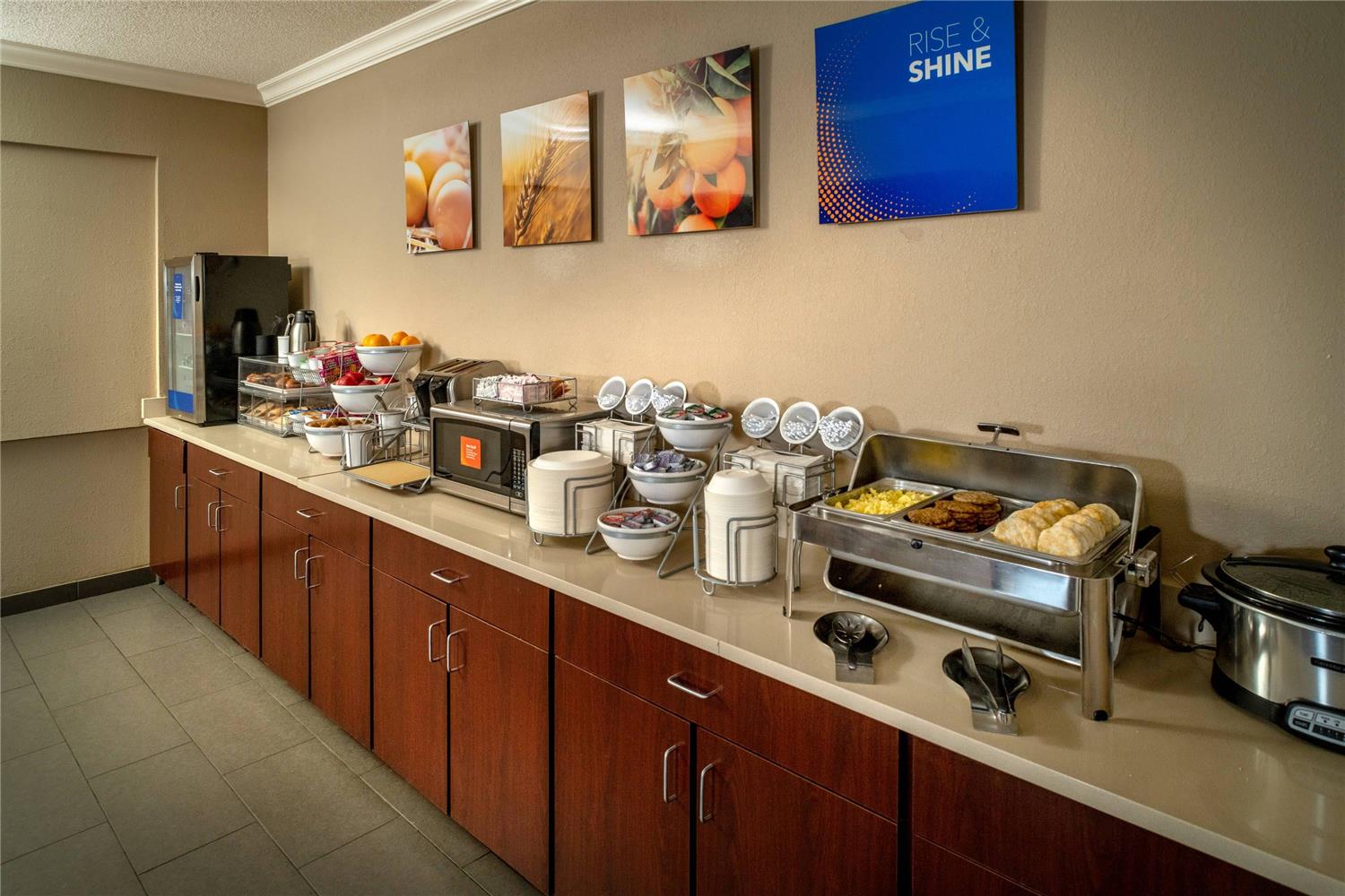 Comfort Suites Prestonsburg West KY 38/38