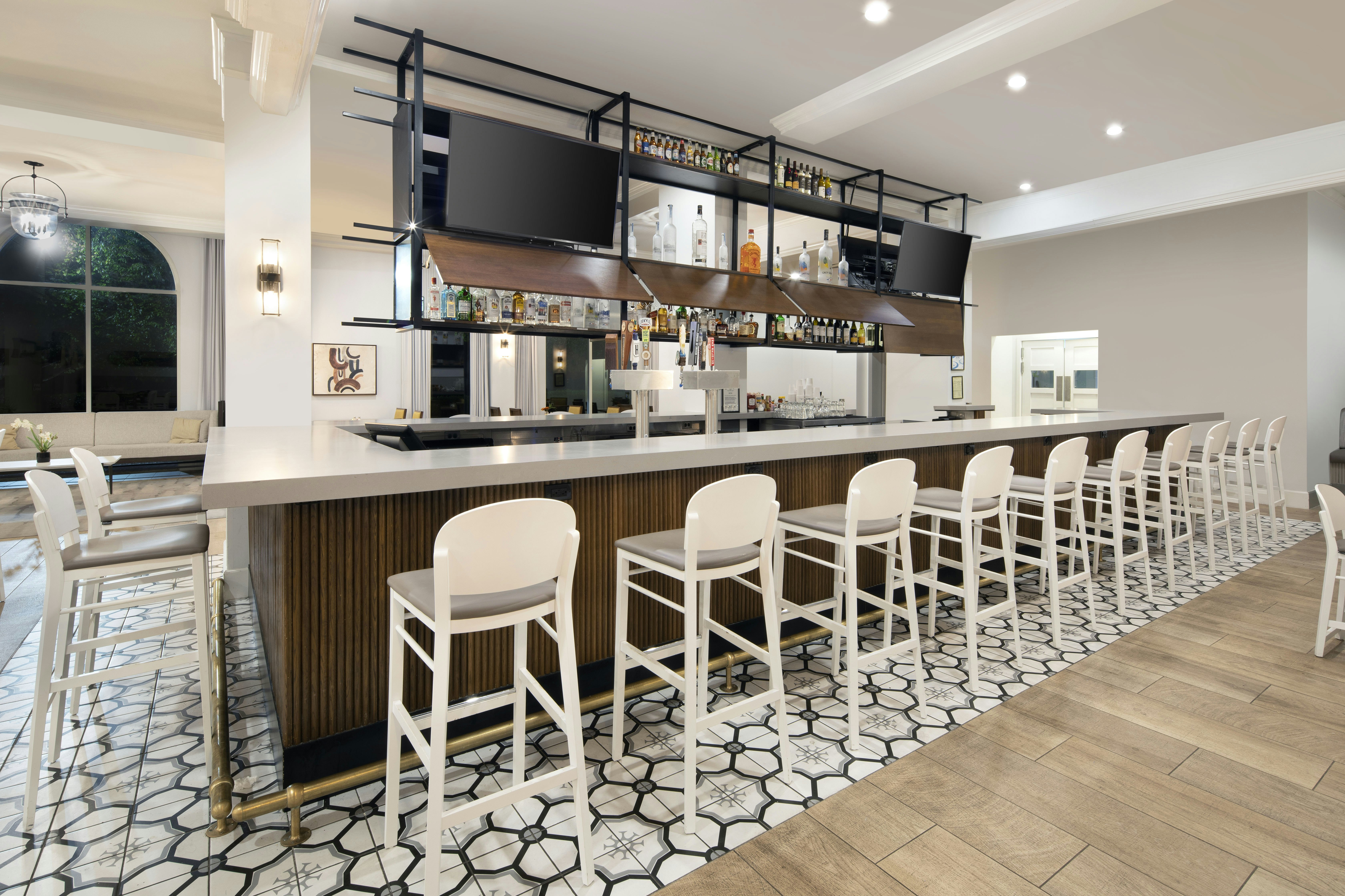 Doubletree Hotel Atlanta Roswell Alpharetta Area 50/75