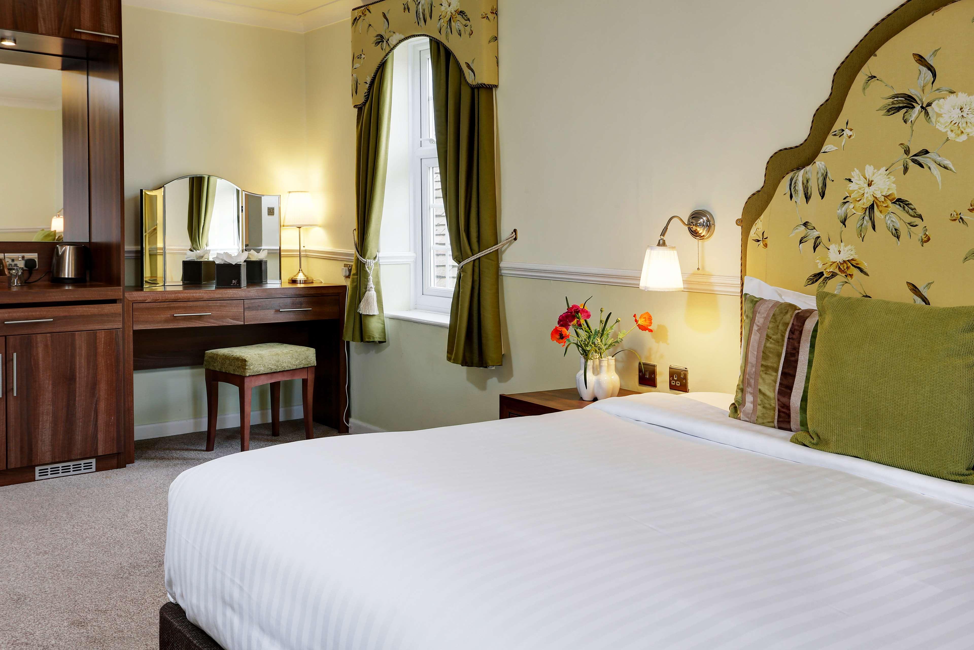 Suite, Double Bed, Golf Course View, Dining Area, Kitchen