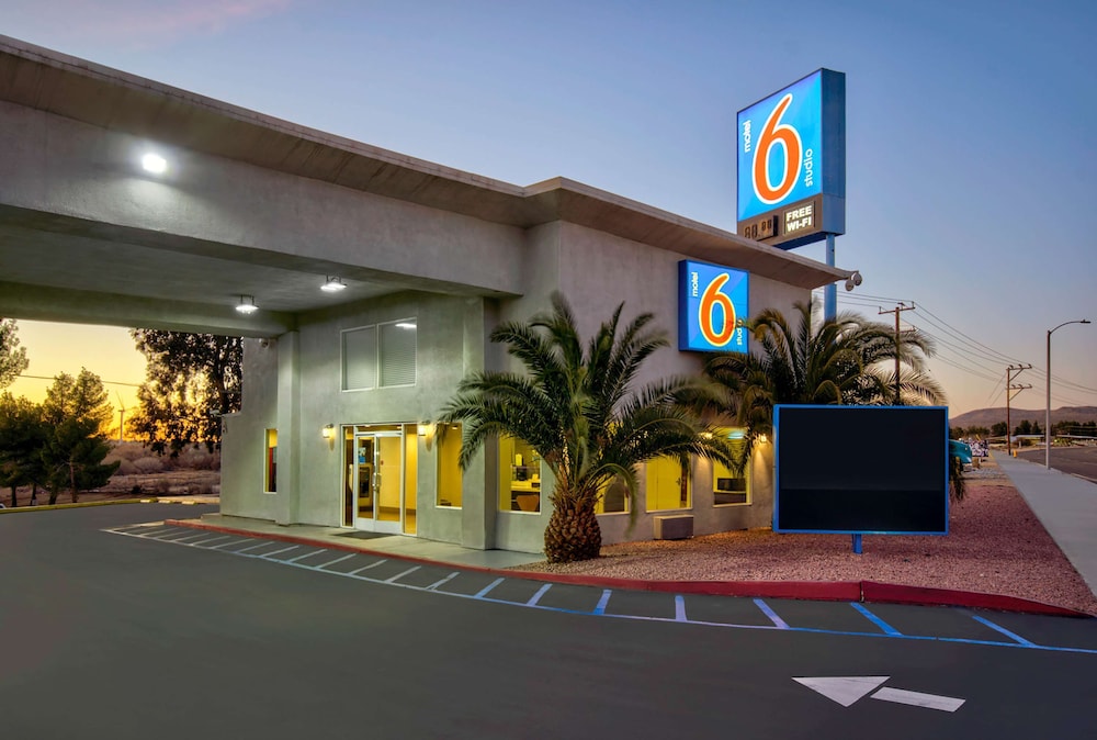 Motel6 Victorville, CA - Apple Valley 40/49