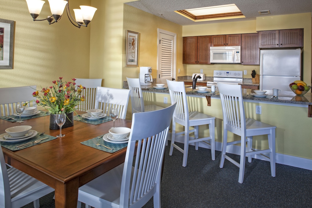 Bluewater Resort And Marina By Spinnaker Resorts 38/55