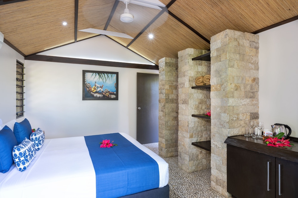 Mantaray Island Resort 30/67