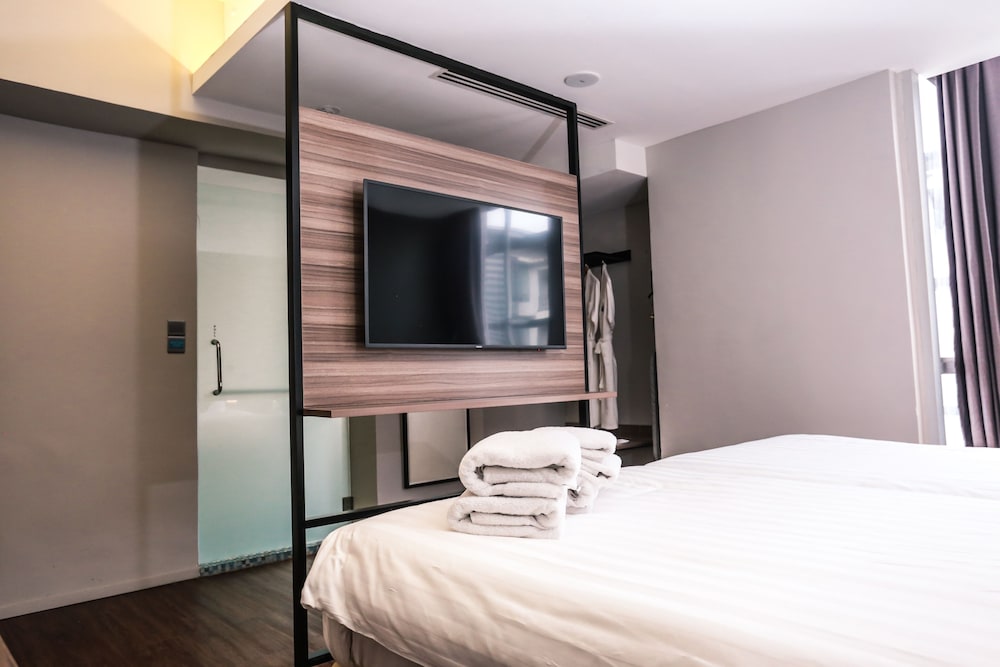 Days Hotel and Suites by Wyndham Fraser Business Park KL 21/40