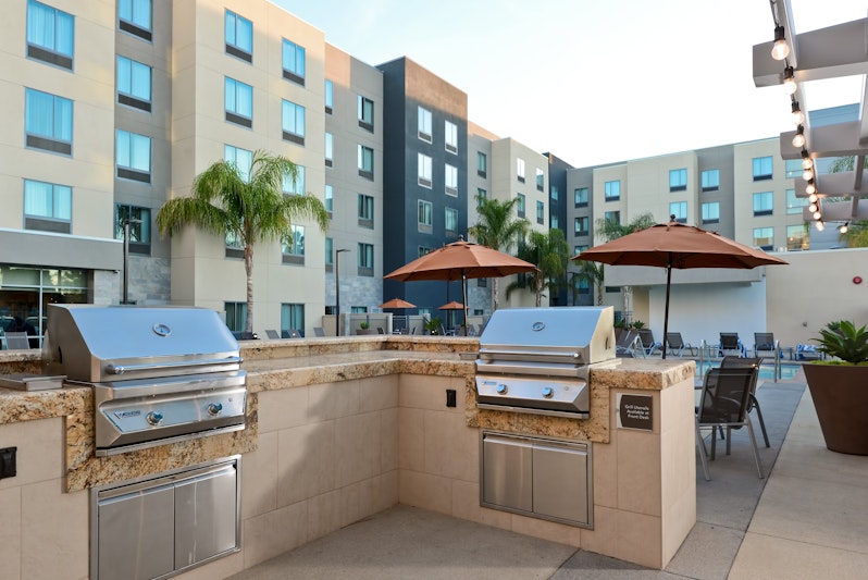 Homewood Suites by Hilton Anaheim Resort - Convention Center 42/44