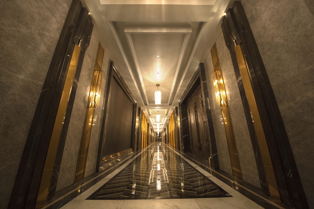 Homeland International Hotel 37/74