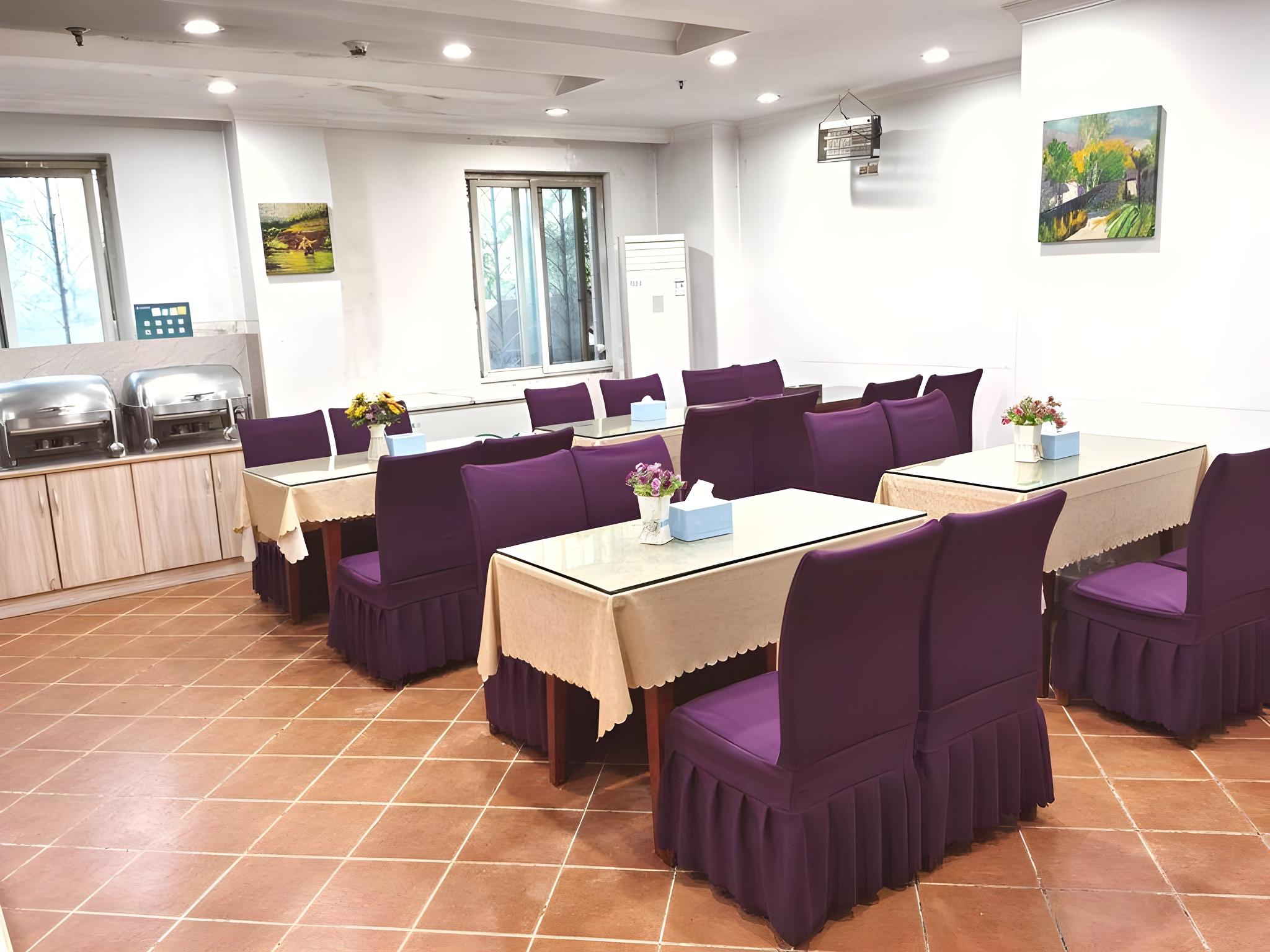 GreenTree Inn Chongqing Longhu Times Tianjie Xietaizi Subway Station Hotel 24/50