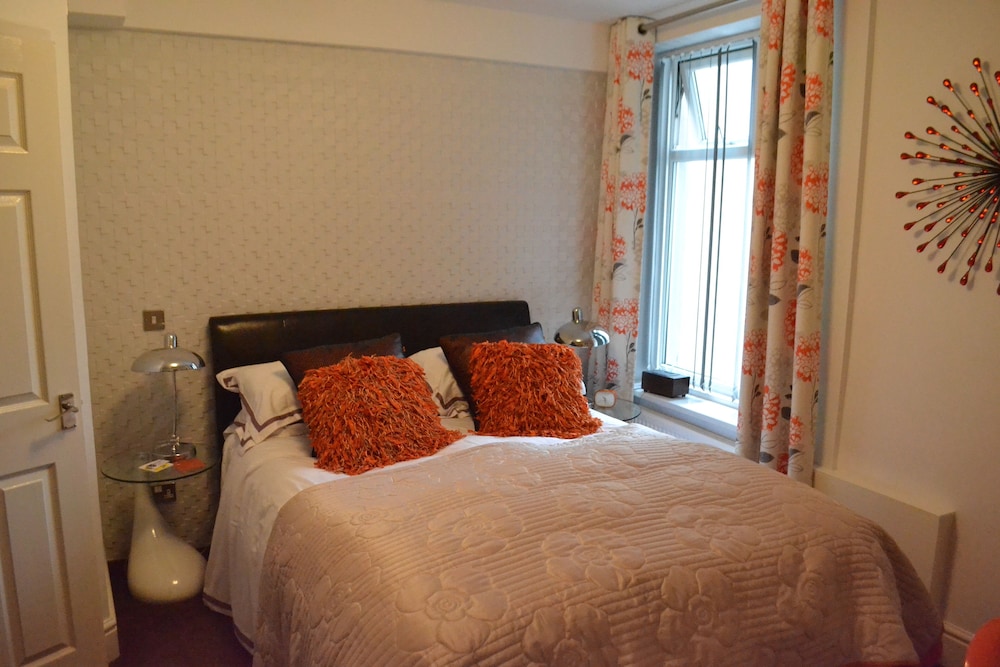 The Arthington 9/49