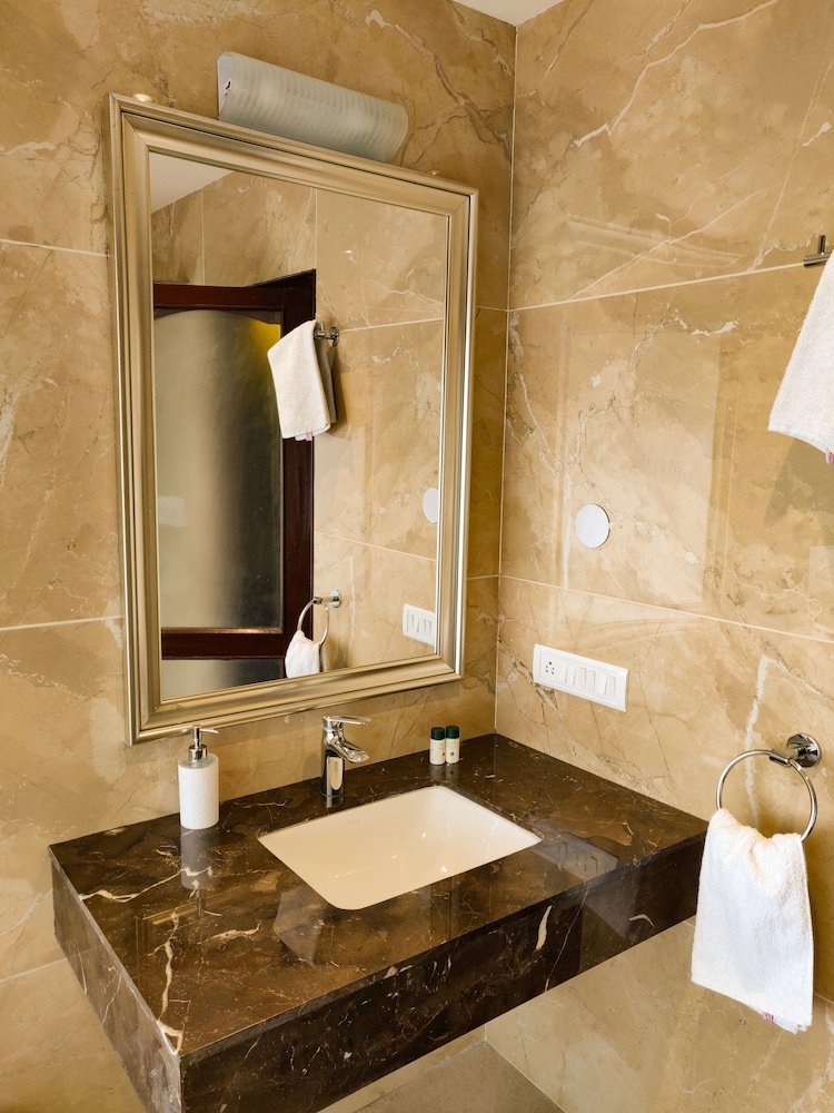 WelcomHeritage Kasmanda Palace 43/50