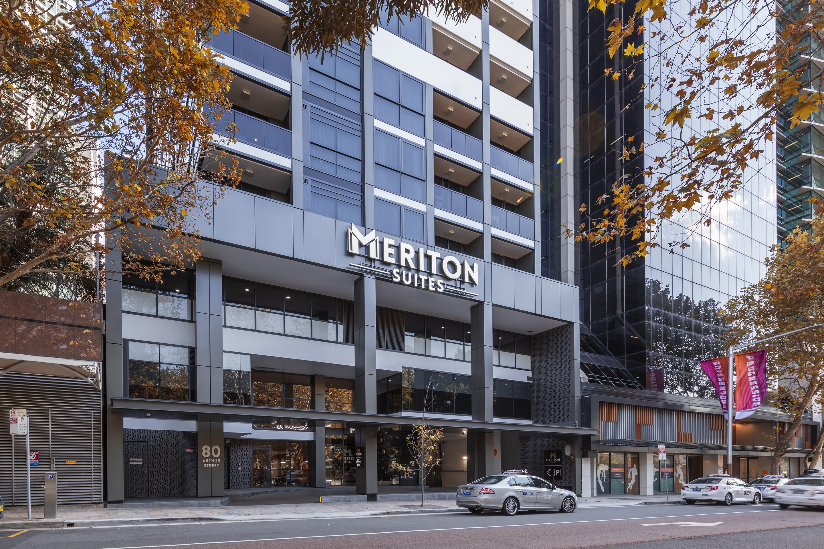 Meriton North Sydney 1/18