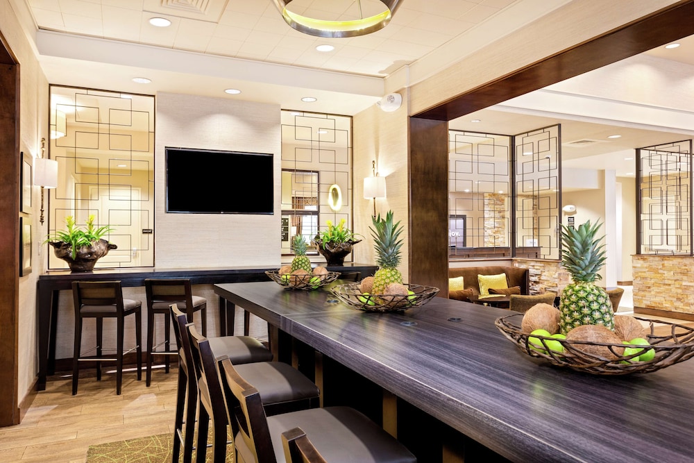 Hampton Inn Suites Orlando Downtown South Medical Center 34/46