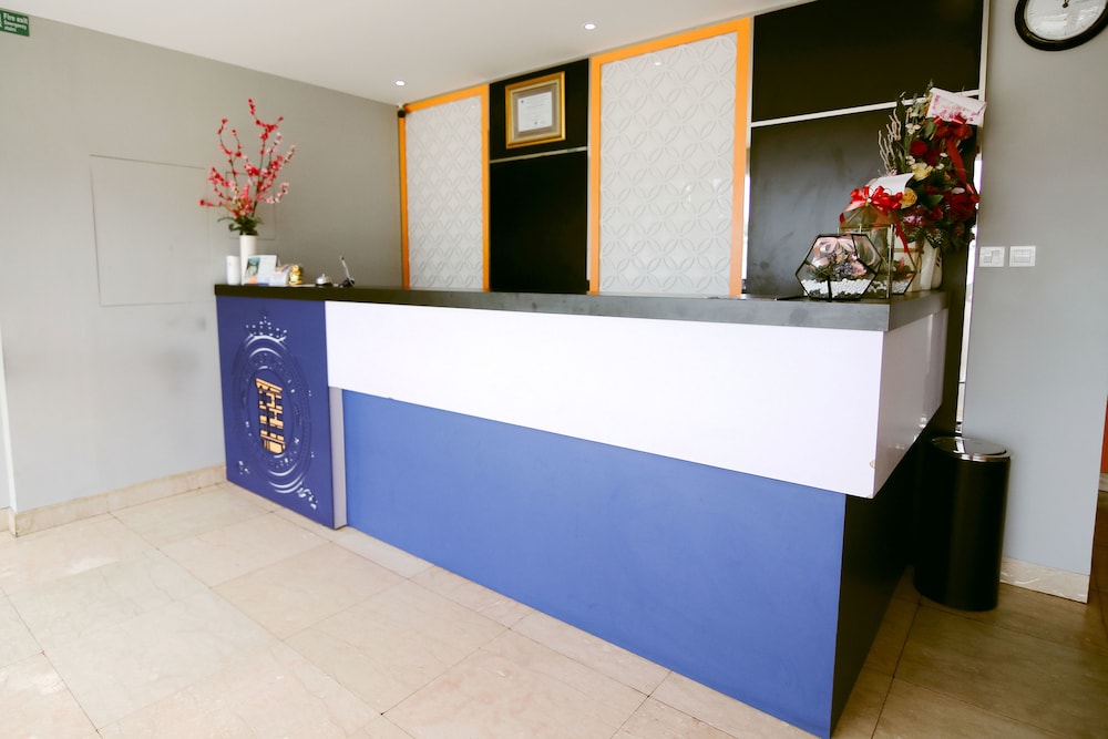 Oyo 592 Budget Hotel By The Harbour 4/28