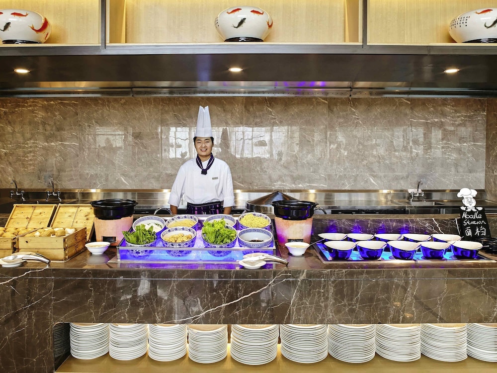 Oriental Ginza Hotel Shenzhen (ex Grand Mercure Shenzhen Oriental Ginza) 8/50