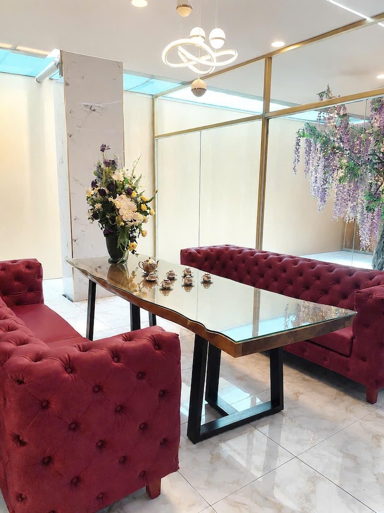 AHA Residence Hotel 30/50