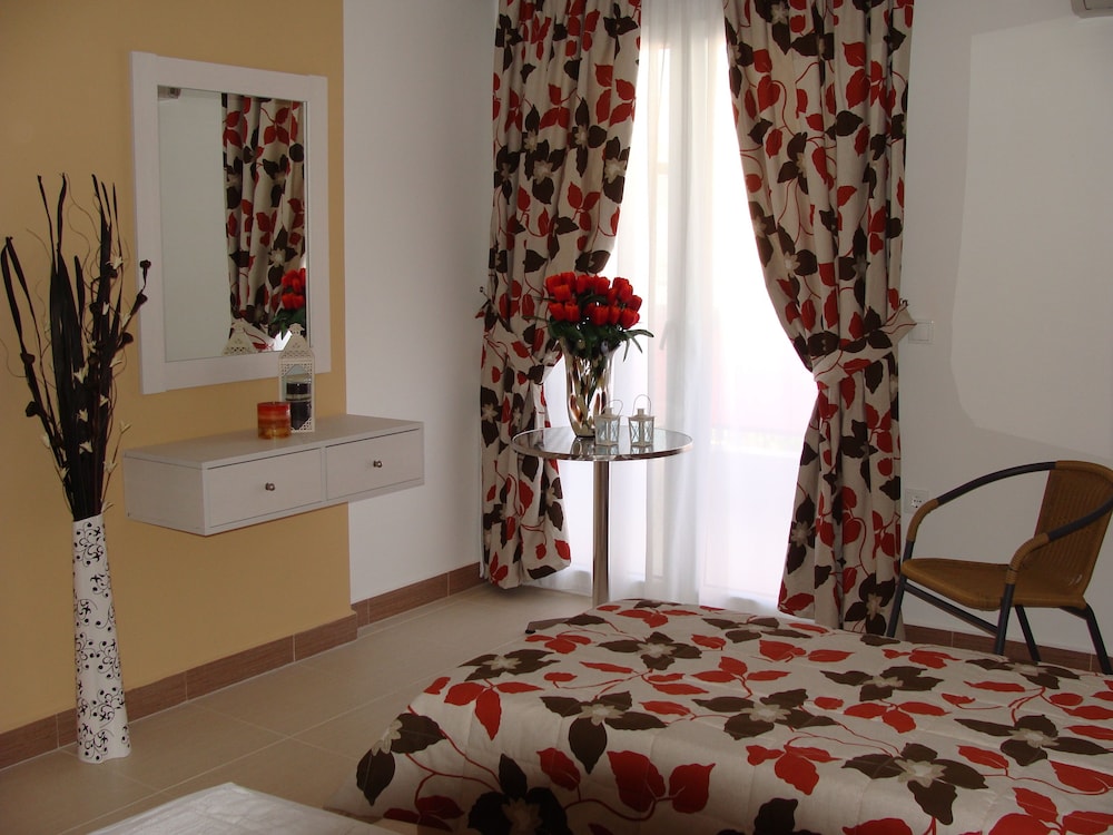 Hotel Dafni Plus 34/50