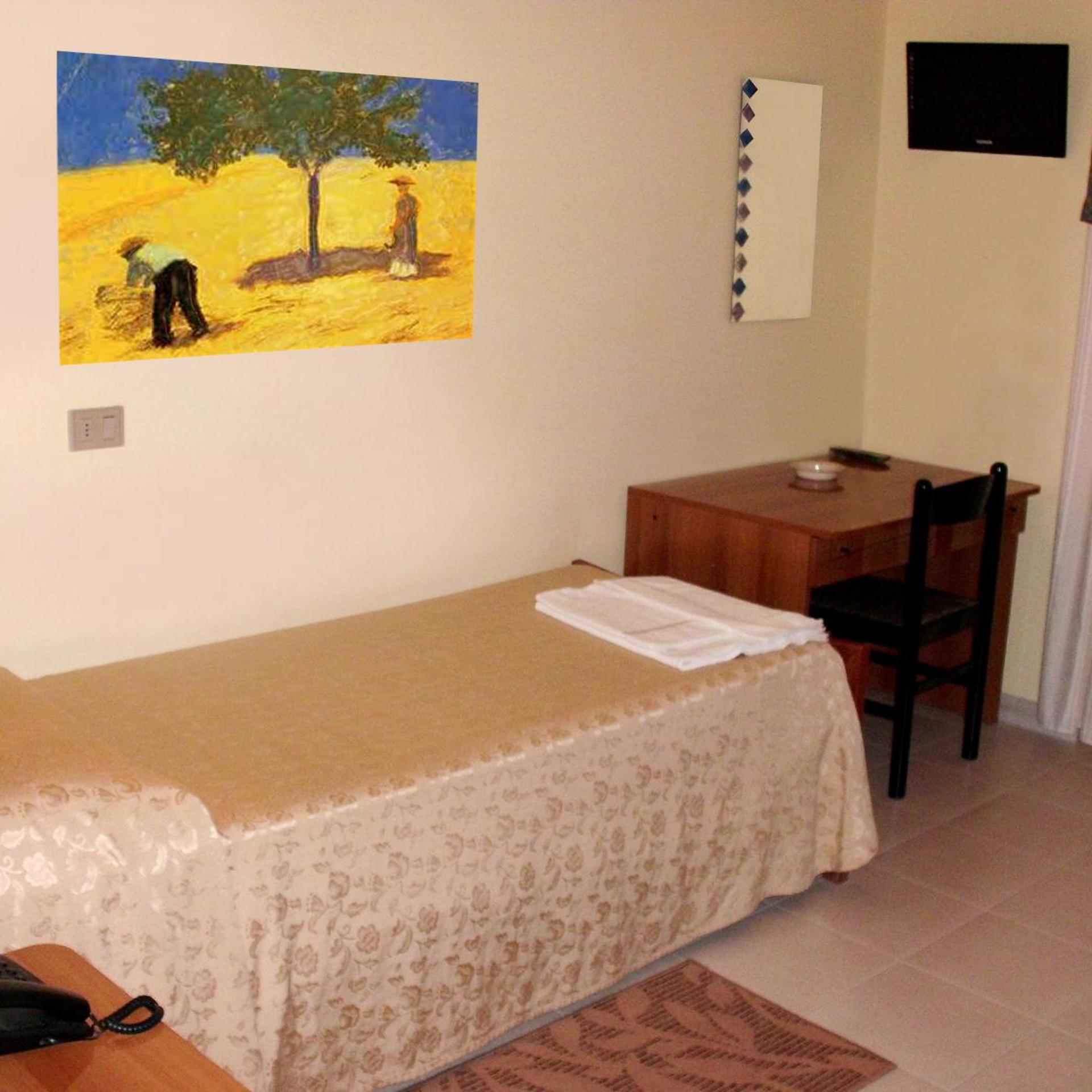 Room, Single