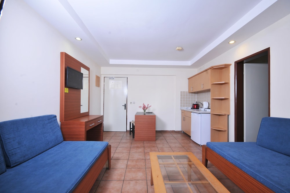 Greenpark Apartments 27/49