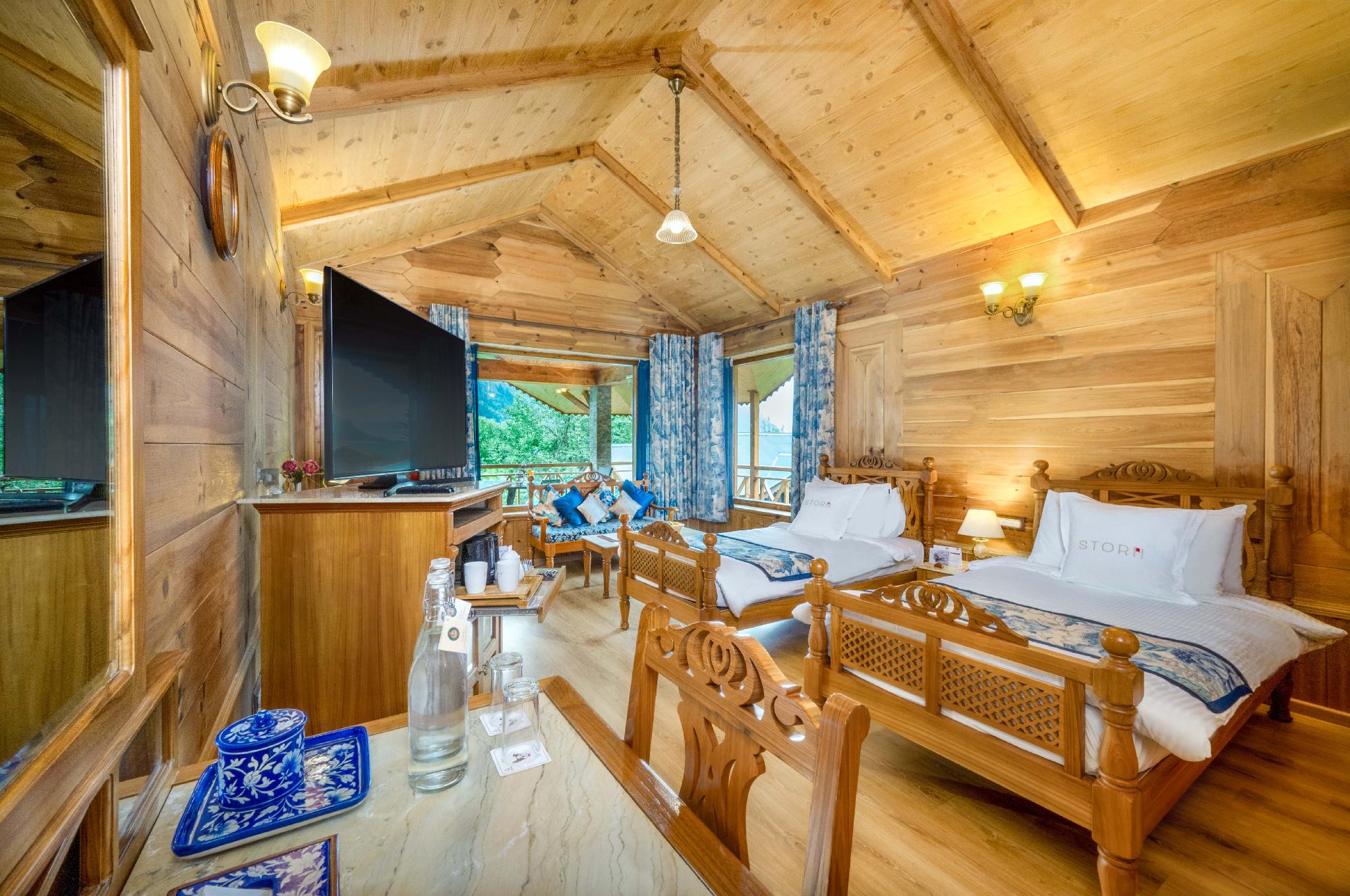 Room, Twin Beds, Back Side