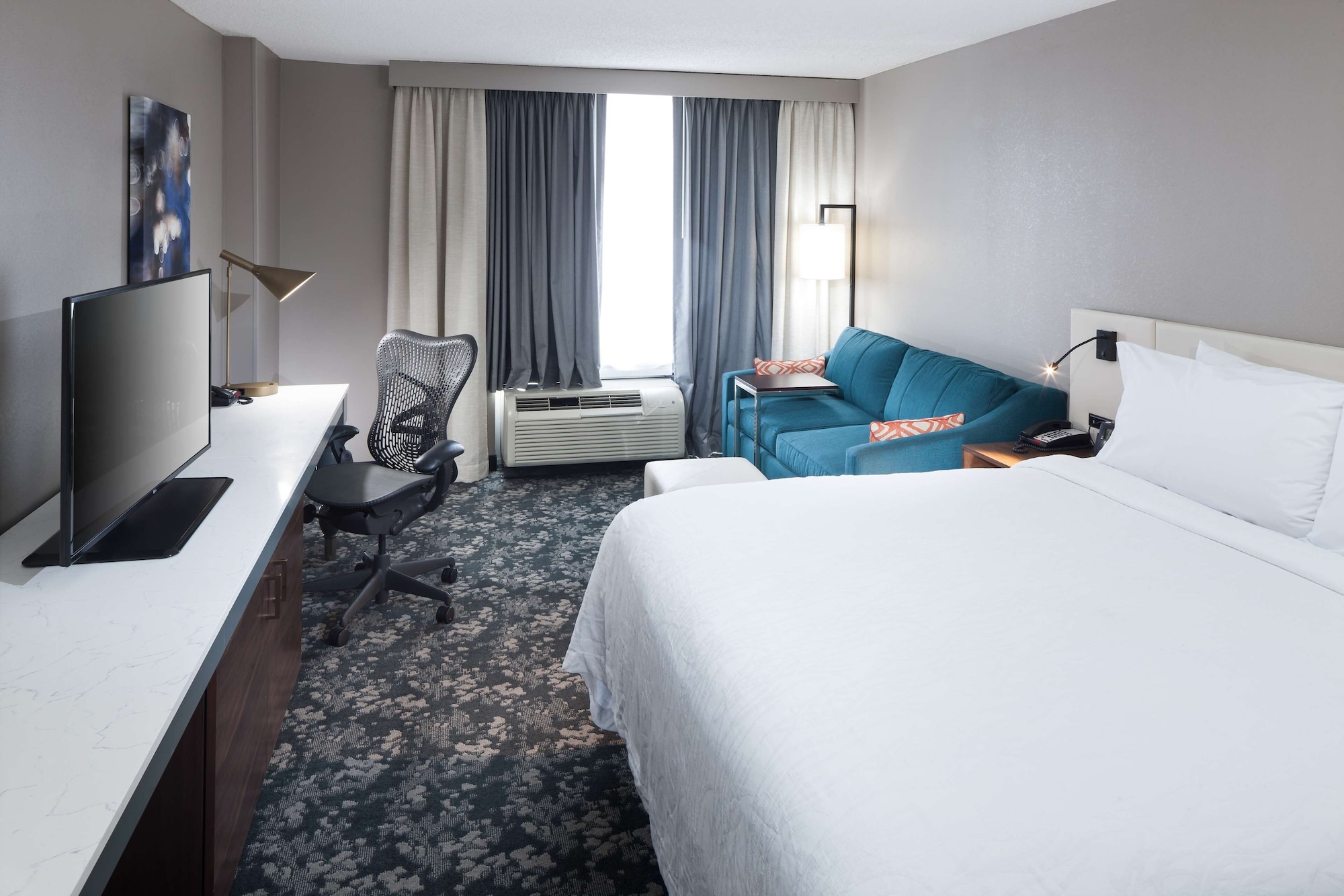 Evolution, King Bed, Sofa
