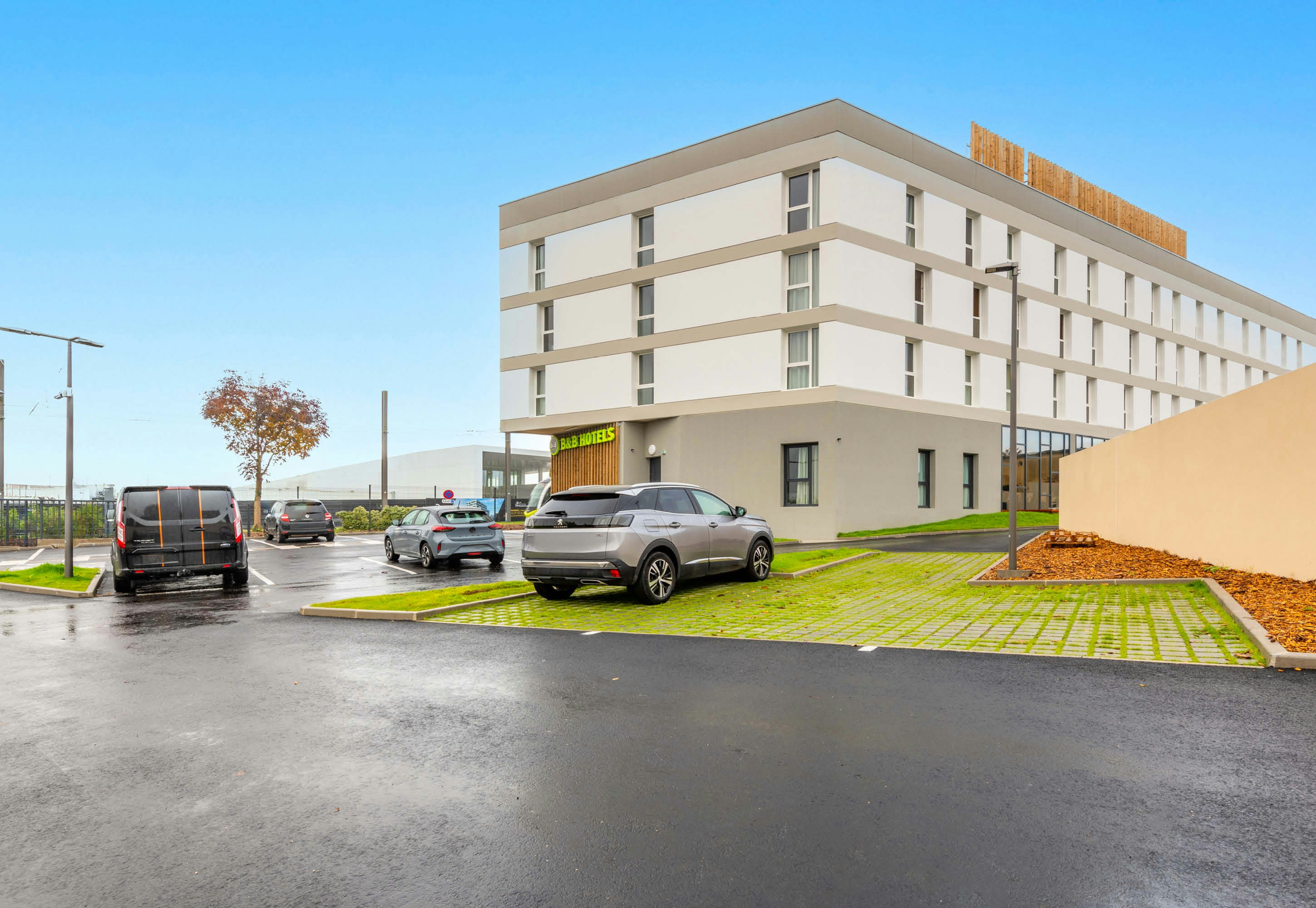 B&B HOTEL Brest Porte de Gouesnou 27/28