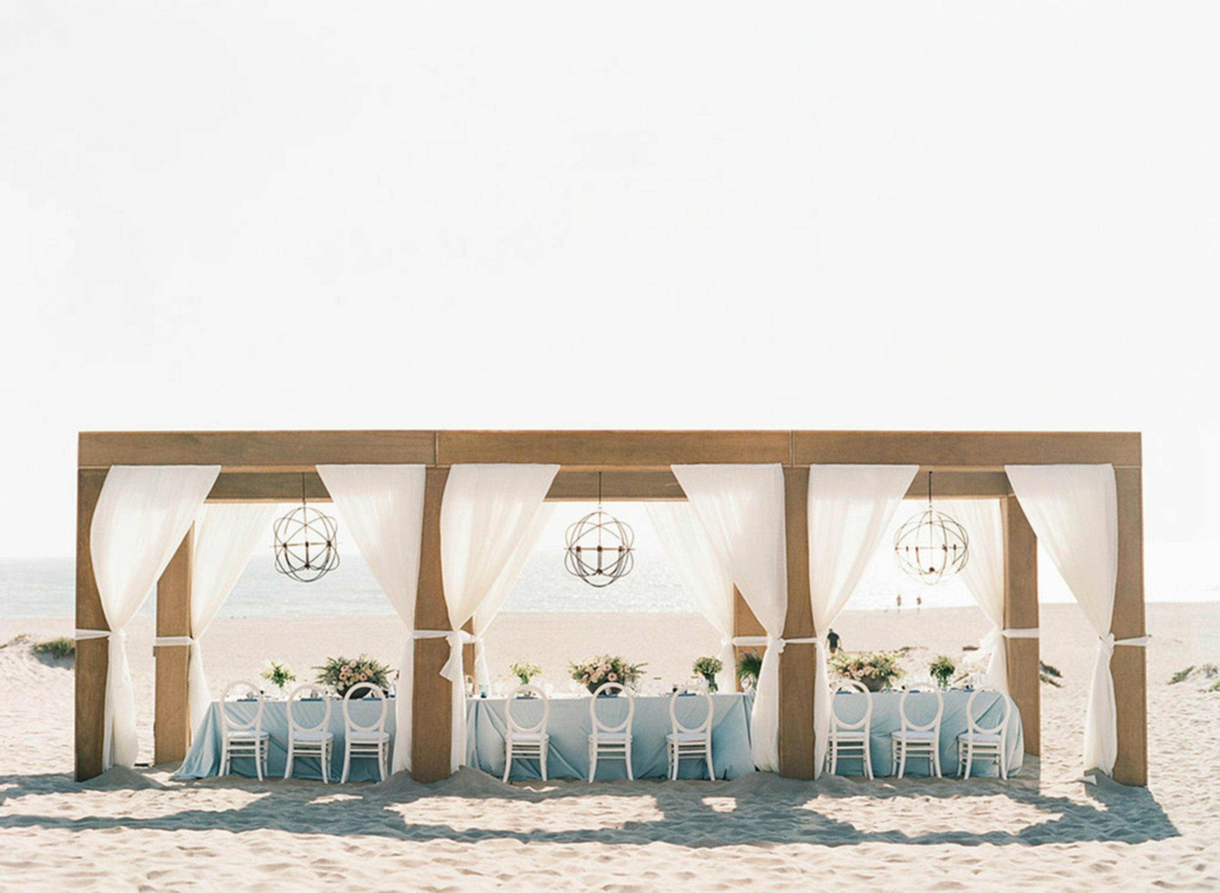 Zachari Dunes on Mandalay Beach, Curio Collection by Hilton in OXNARD - CA