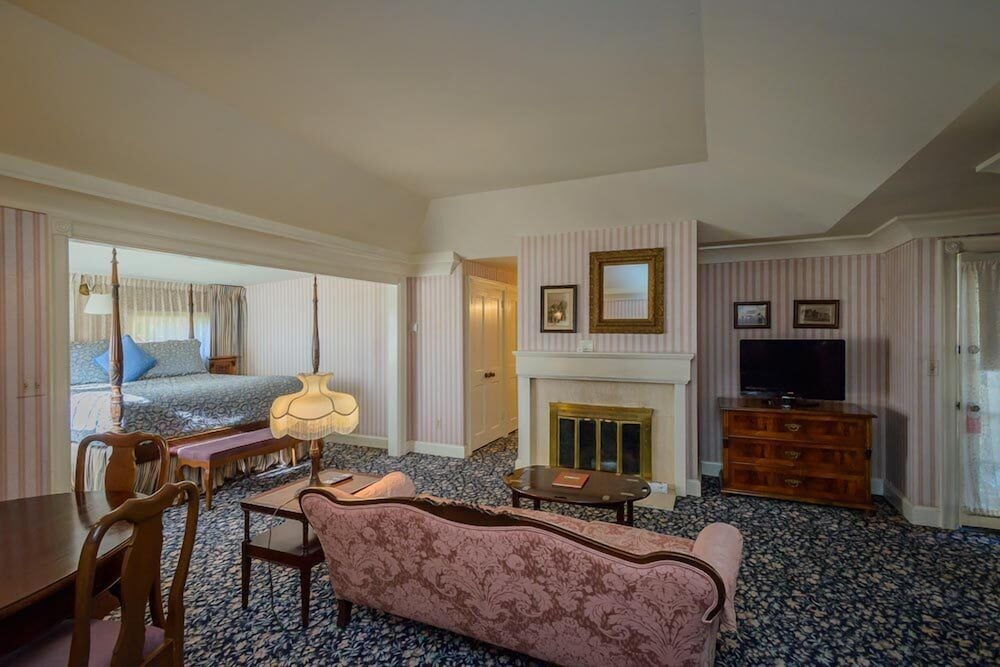 The Mendocino Hotel and Garden Suites 21/47