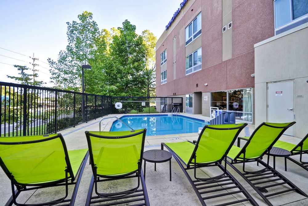 Springhill Suites Tallahassee Central 38/46