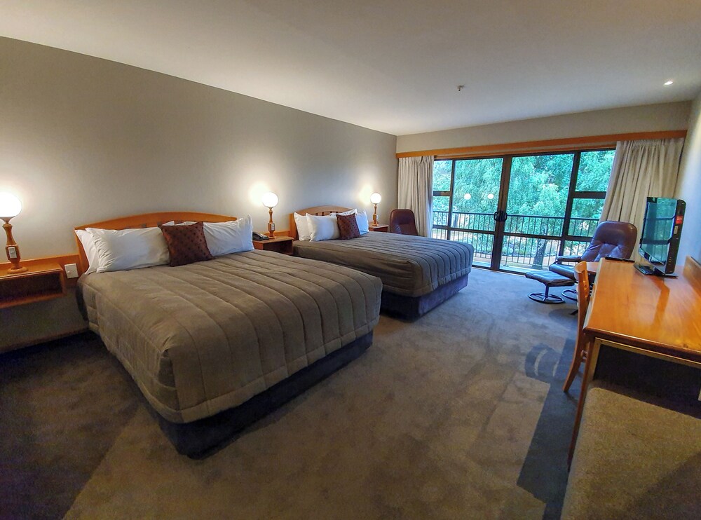 Distinction Mackenzie Country Hotel Twizel 16/57