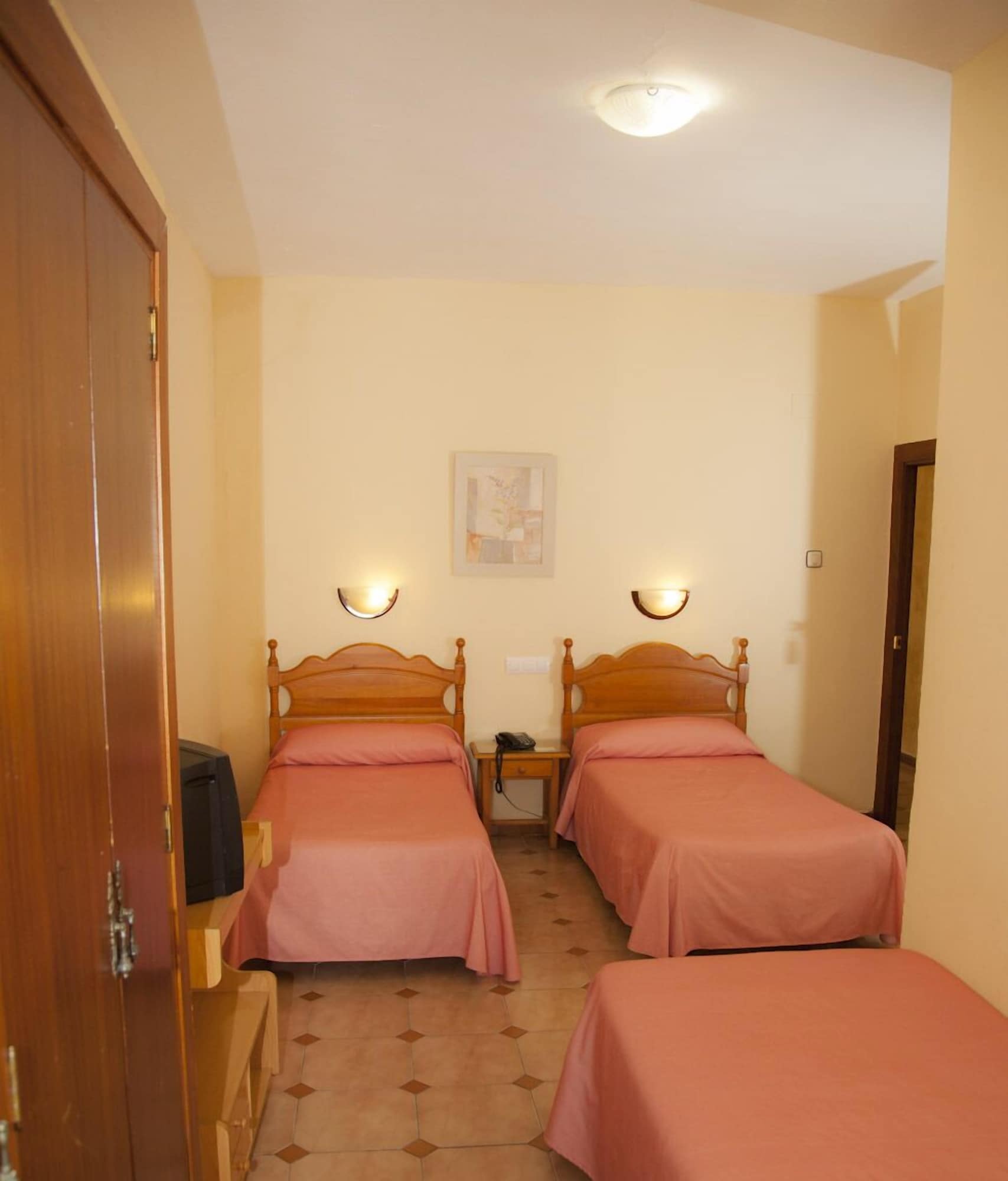 hostal paris