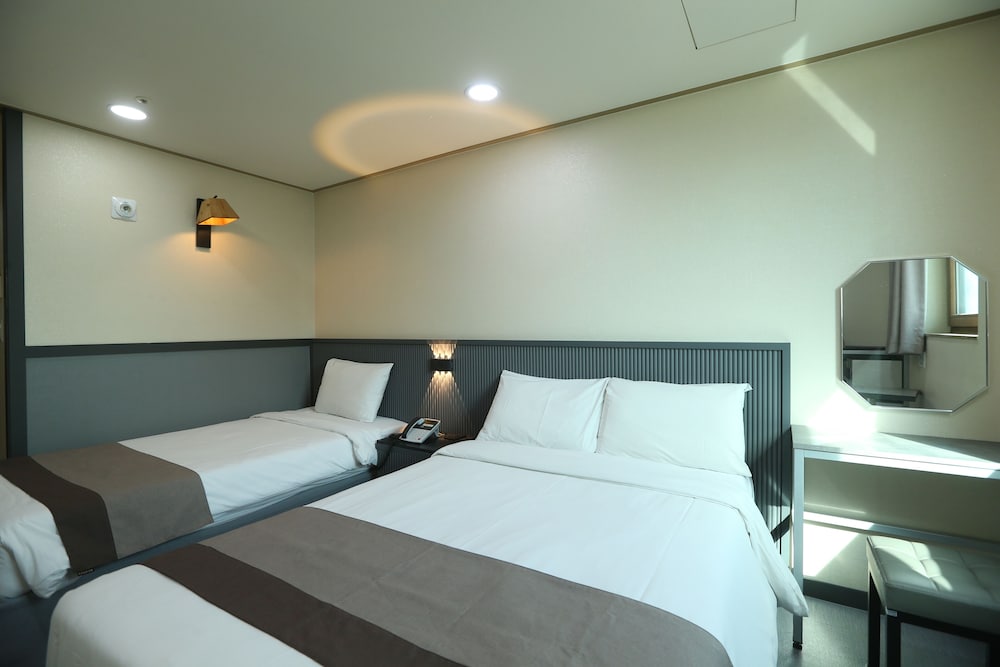 GOLDEN CITY HOTEL DONGDAEMUN 7/27
