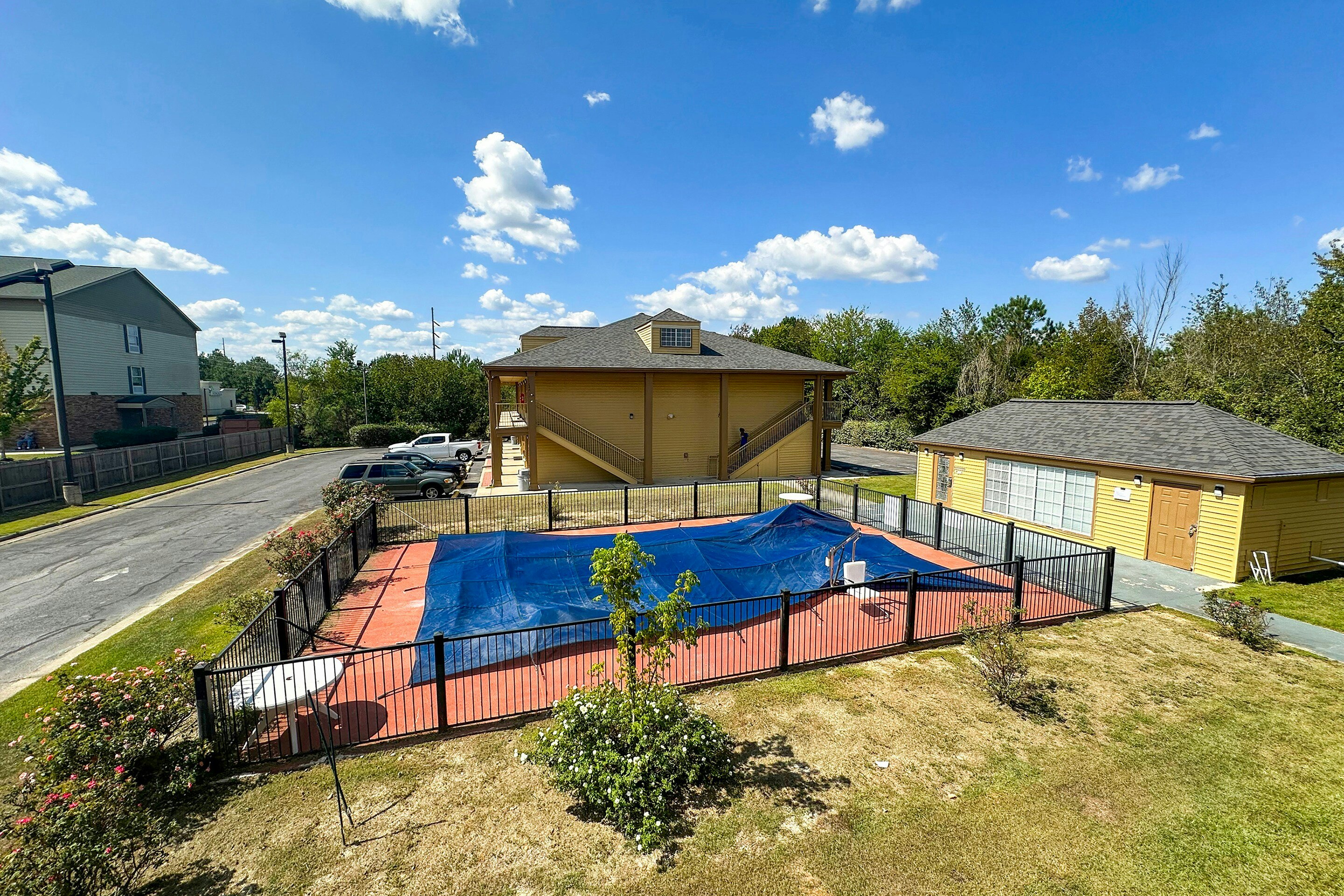 Bonita Lakes Inn by Capital O Meridian I20 45/68