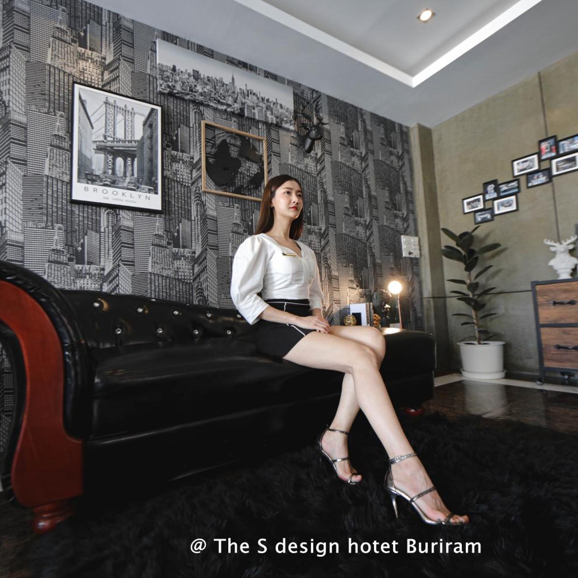 The S Hotel 6/82