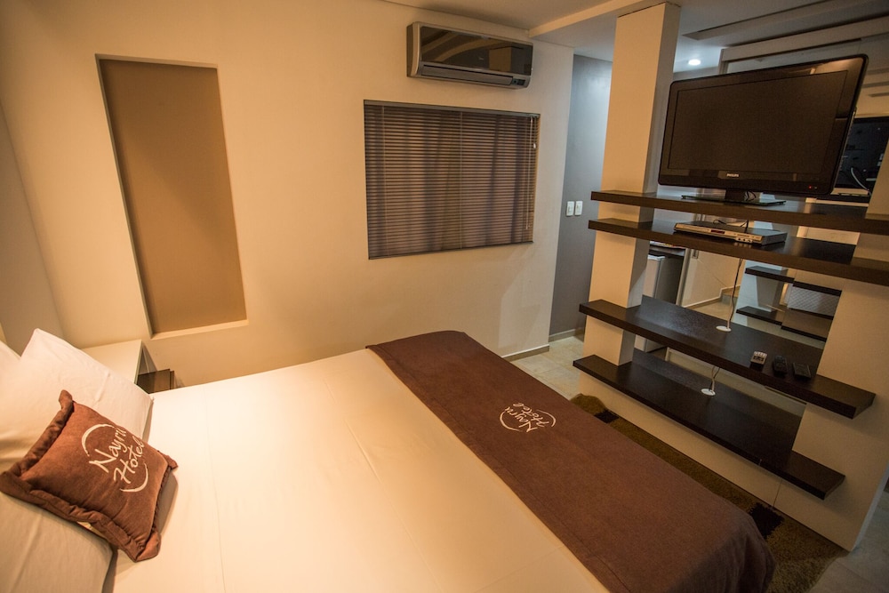Nayru Hotel 4/31